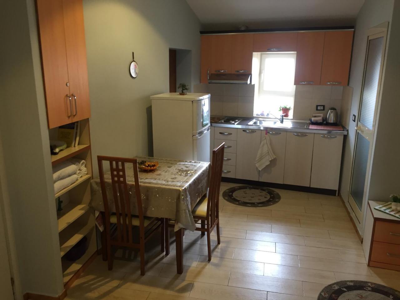 Lille France Apartments Shkodër Екстериор снимка