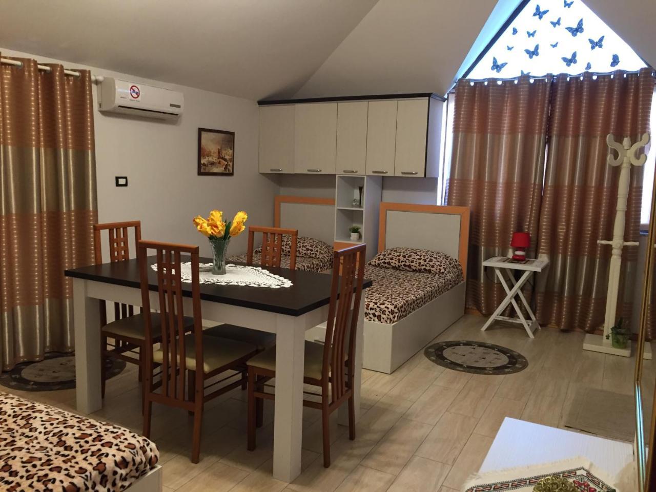 Lille France Apartments Shkodër Екстериор снимка