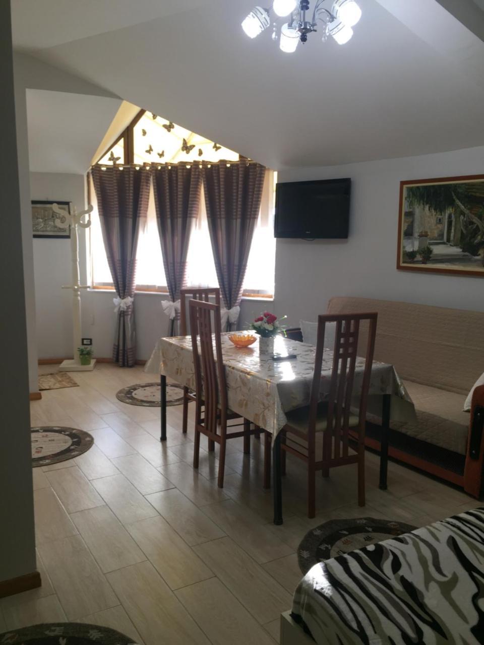 Lille France Apartments Shkodër Екстериор снимка